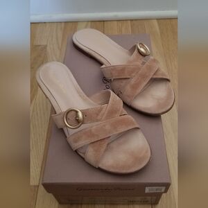 Gianvito Rossi Beya nude suede slides